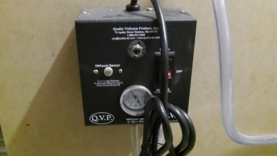 VacuumeTable_04.jpg