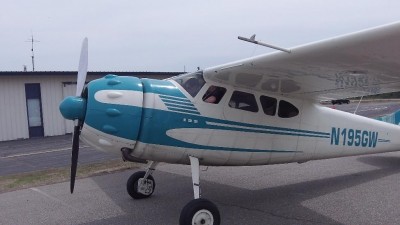 Cessna195_08.jpg