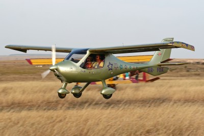 UR-FOX_1600.jpg